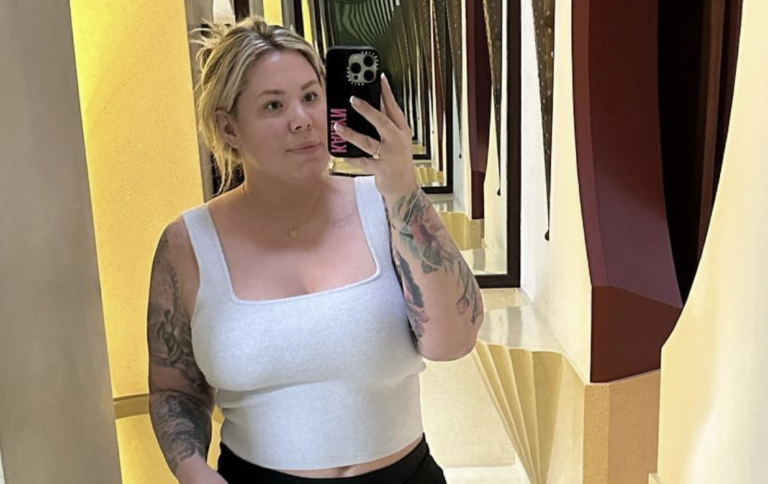 Teen Mom: Kailyn Lowry Announces She is Pregnant with Twins Teen Mom: Kailyn Lowry Announces She is Pregnant with Twins