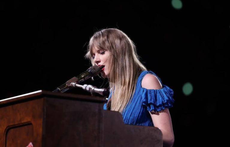Taylor Swift Donates $100K To Family of the Woman Killed In Kansas City Shooting